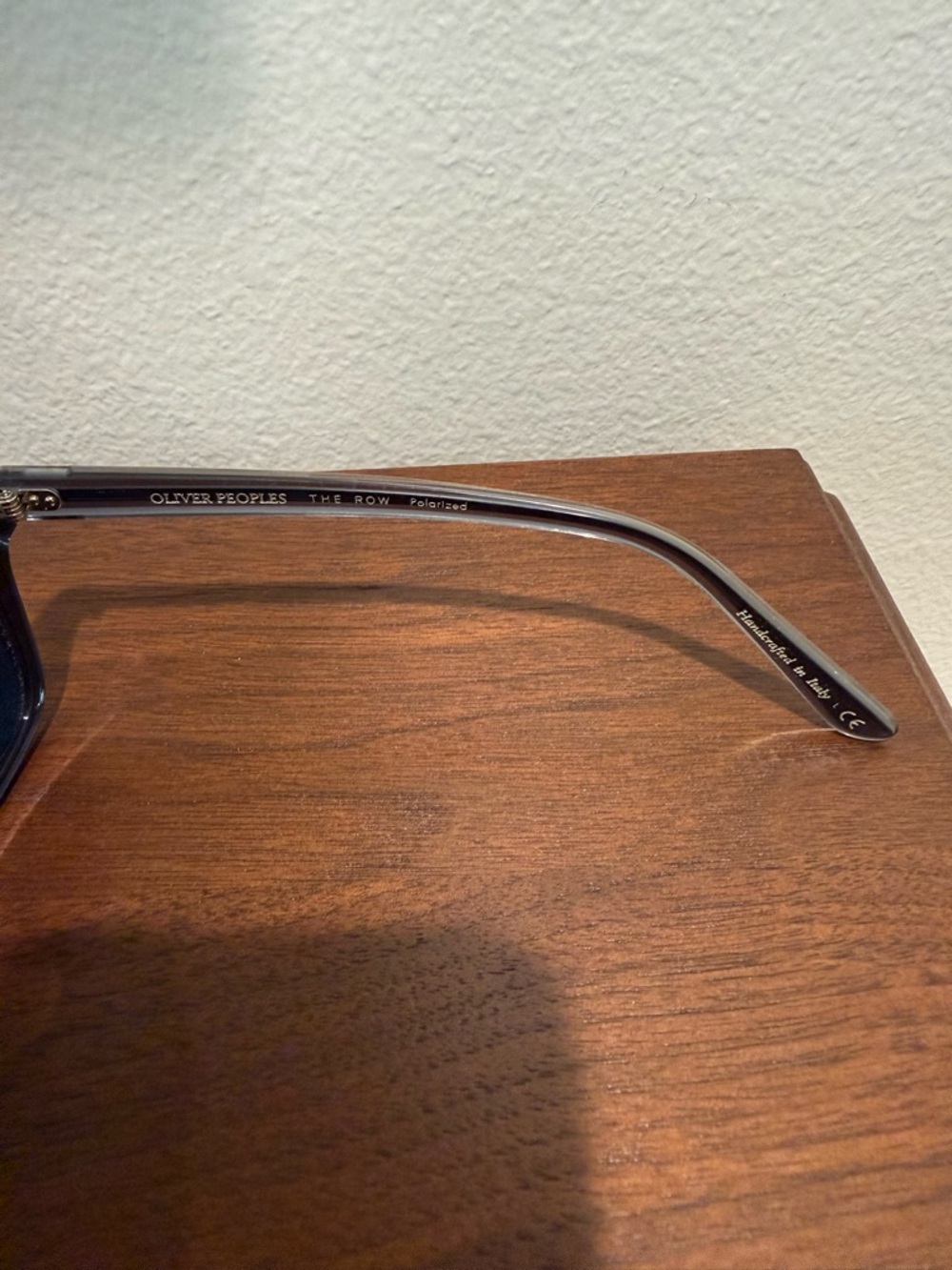 Oliver Peoples Black Frame polarized Sunglasses - Picture 2 of 5